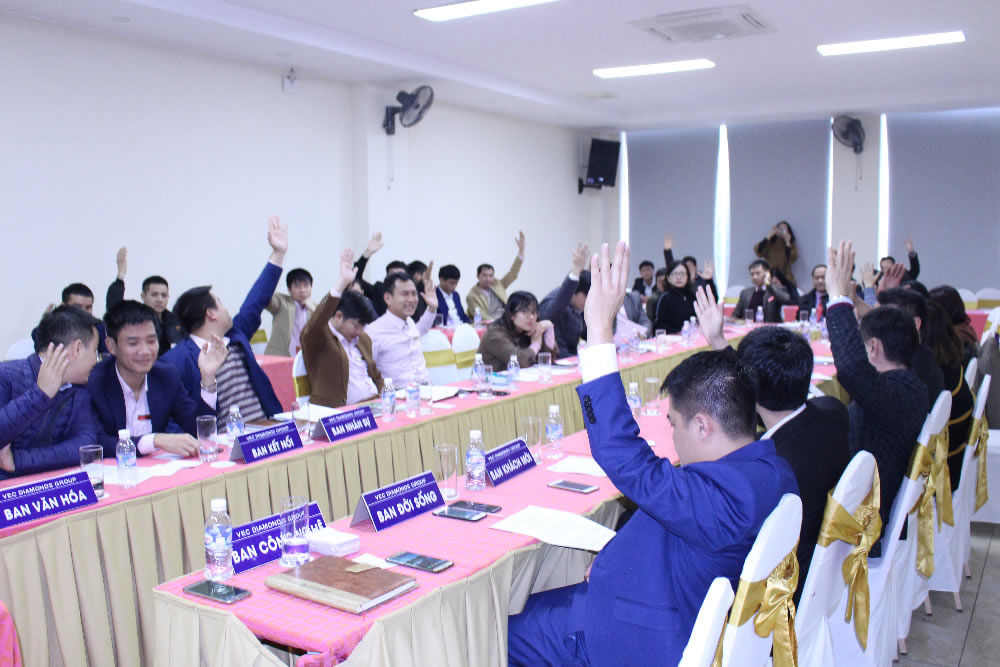 Buổi họp thứ 20 của VEC Diamonds Group