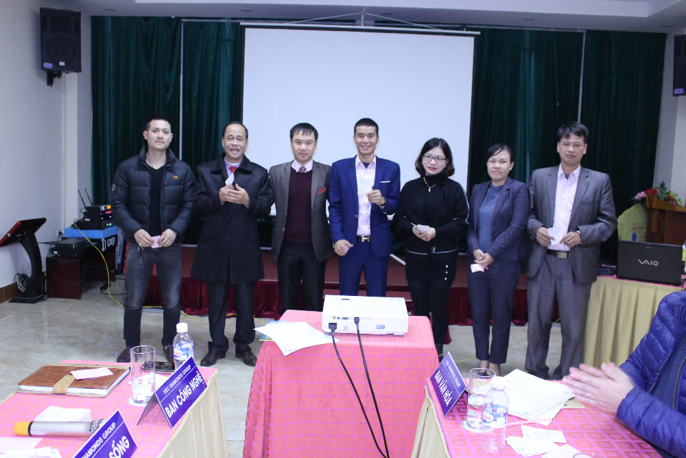 Buổi họp thứ 20 của VEC Diamonds Group