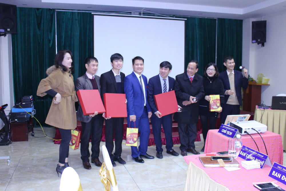 Buổi họp thứ 20 của VEC Diamonds Group