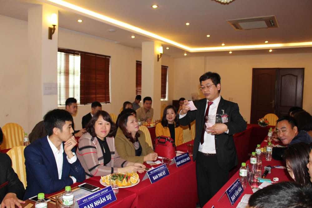 Buổi họp đầu tiên của VEC Stars Group