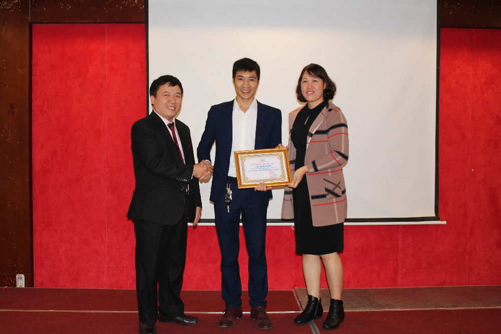 Buổi họp đầu tiên của VEC Stars Group