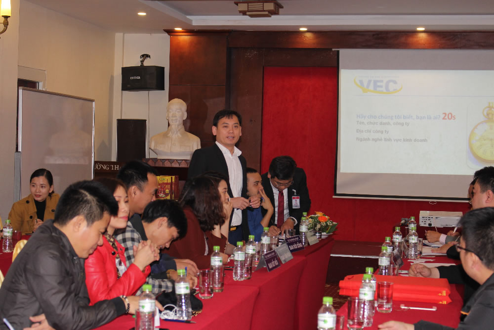 Buổi họp đầu tiên của VEC Stars Group
