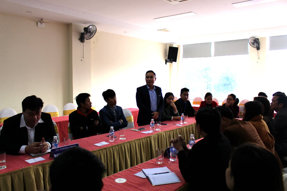 Buổi họp đầu tiên của VEC Stars Group