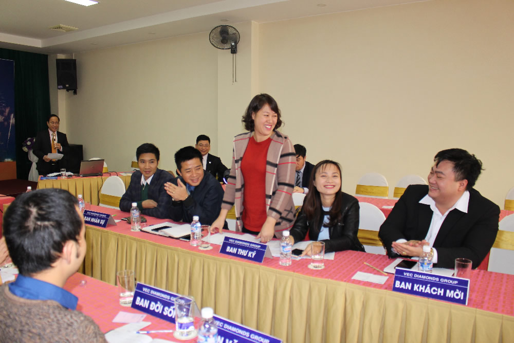 Buổi họp đầu tiên của VEC Stars Group