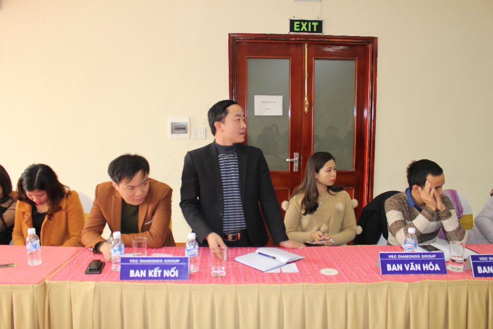 Buổi họp đầu tiên của VEC Stars Group