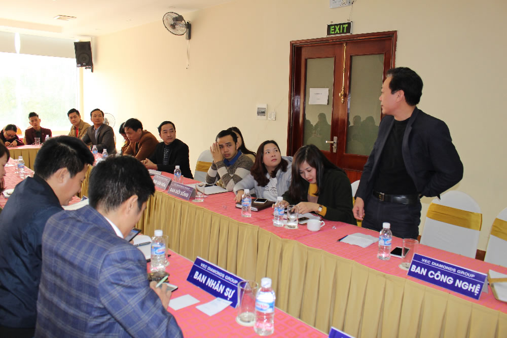 Buổi họp đầu tiên của VEC Stars Group