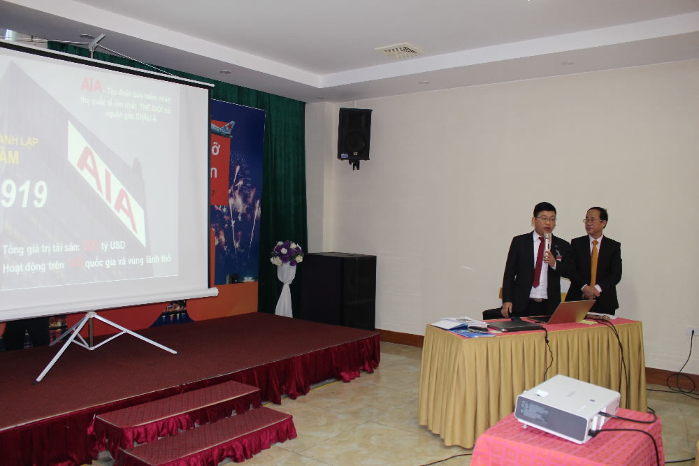 Buổi họp đầu tiên của VEC Stars Group