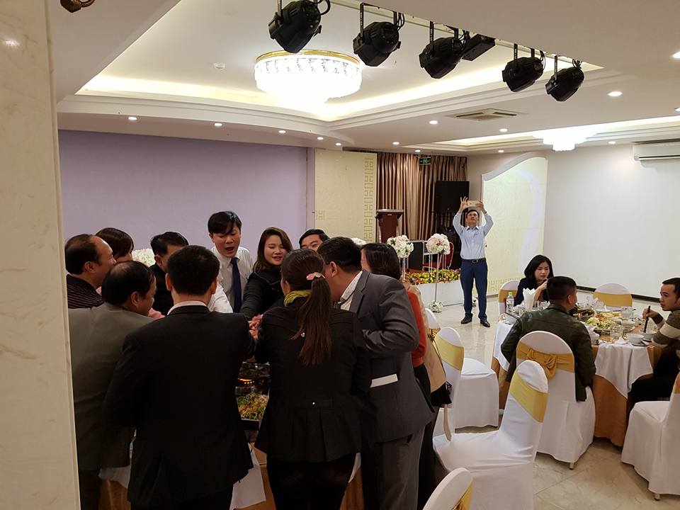 Buổi họp đầu tiên của VEC Victory Group