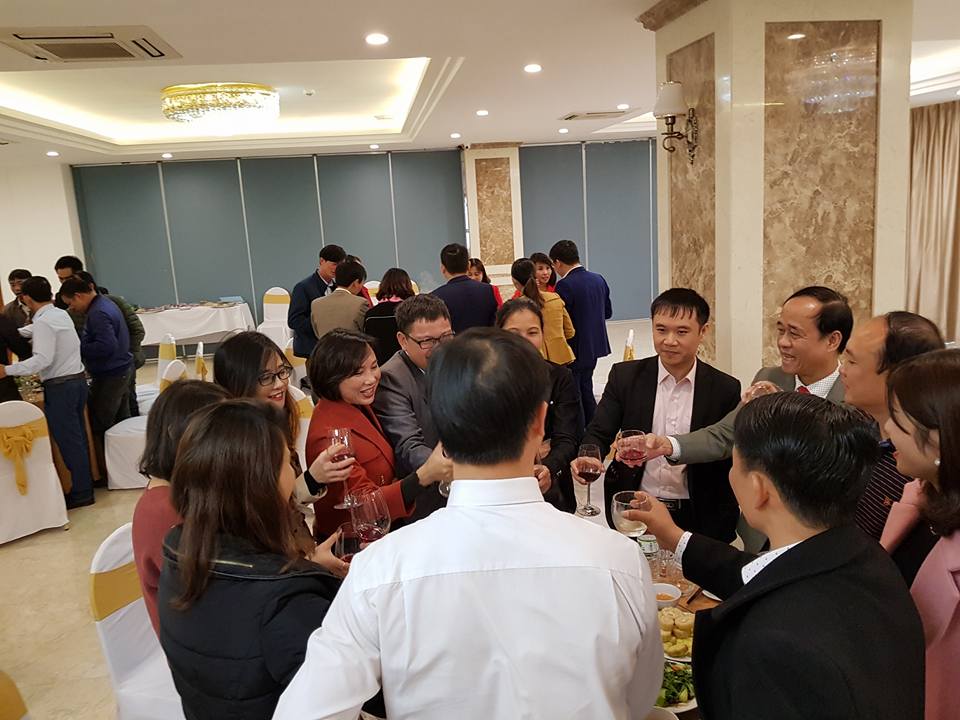 Buổi họp đầu tiên của VEC Victory Group