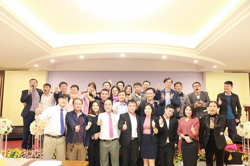 Buổi họp đầu tiên của VEC Victory Group