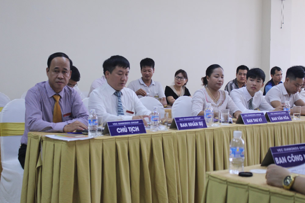 Buổi họp thứ 10 của VEC Diamonds Group