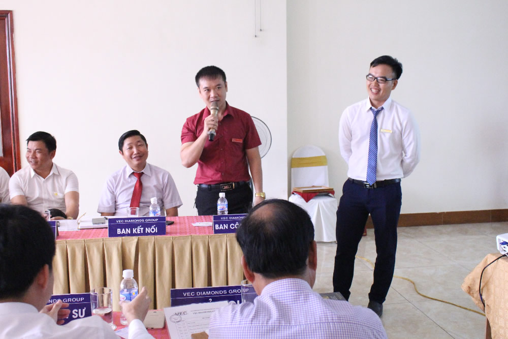 Buổi họp thứ 11 của VEC Diamonds Group