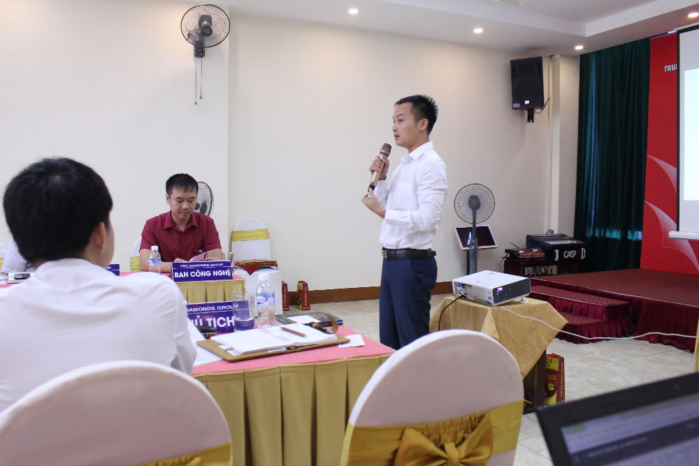 Buổi họp thứ 11 của VEC Diamonds Group