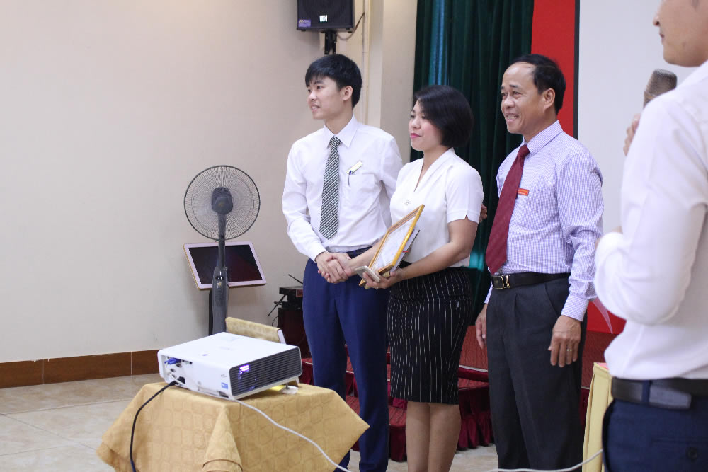 Buổi họp thứ 11 của VEC Diamonds Group