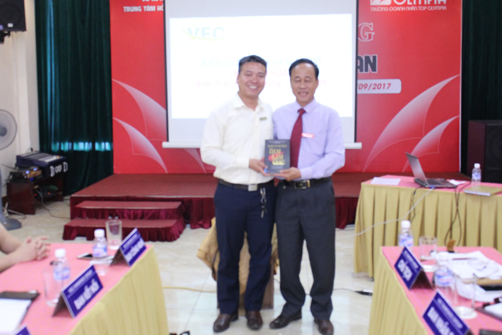 Buổi họp thứ 11 của VEC Diamonds Group