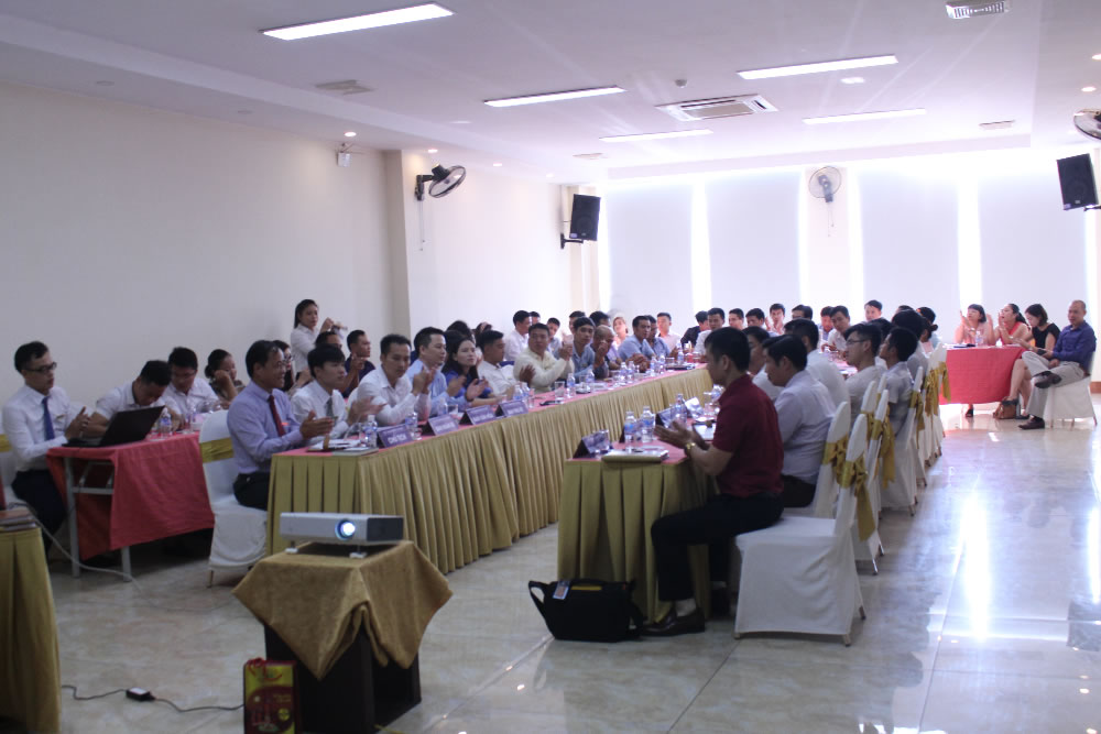 Buổi họp thứ 11 của VEC Diamonds Group