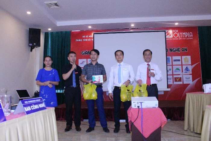 Buổi họp thứ 13 của VEC Diamonds Group