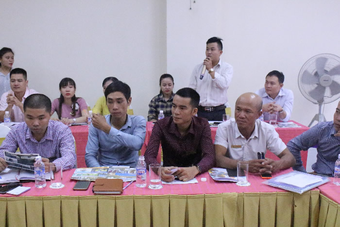 Buổi họp thứ 13 của VEC Diamonds Group