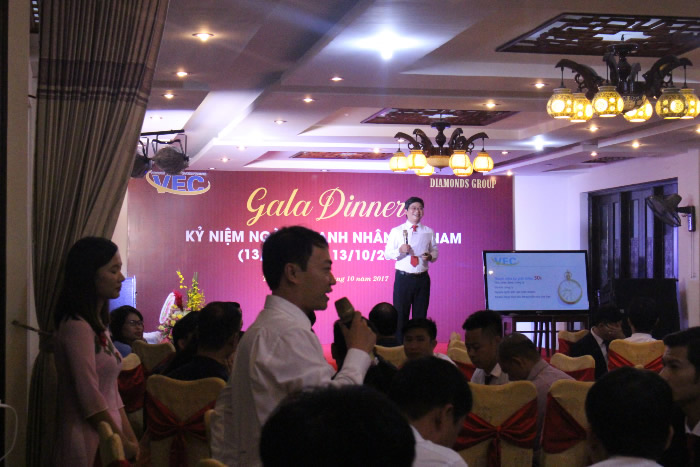 Kỷ niệm ngày Doanh nhân Việt Nam 13-10