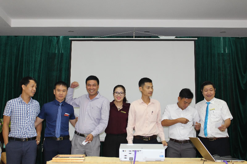 Buổi họp thứ 7 của VEC Diamonds Group