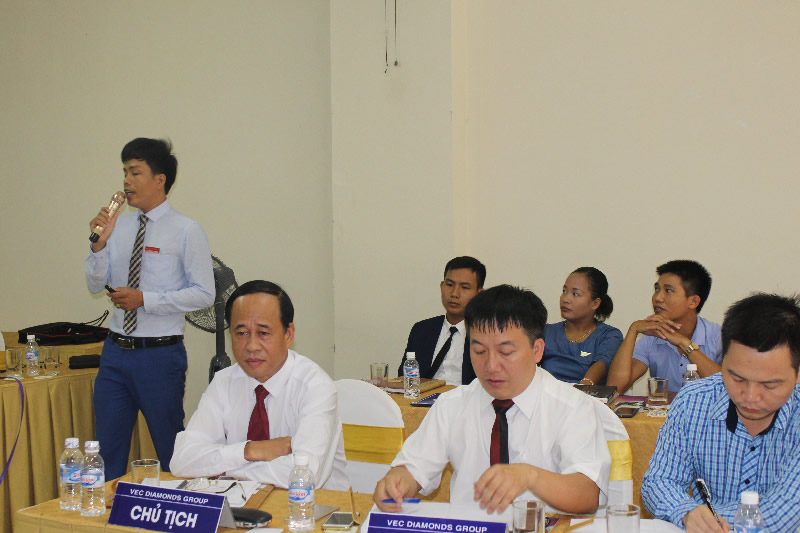 Buổi họp thứ 8 của VEC Diamonds Group