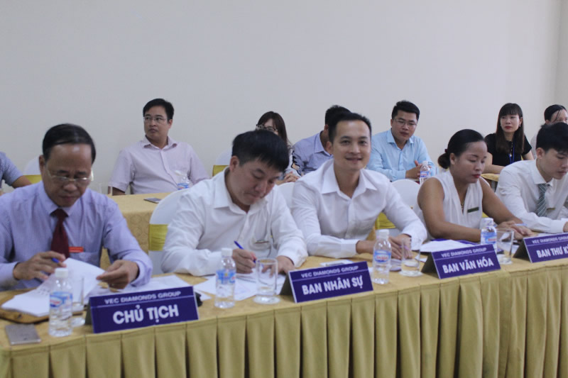 Buổi họp thứ 9 của VEC Diamonds Group