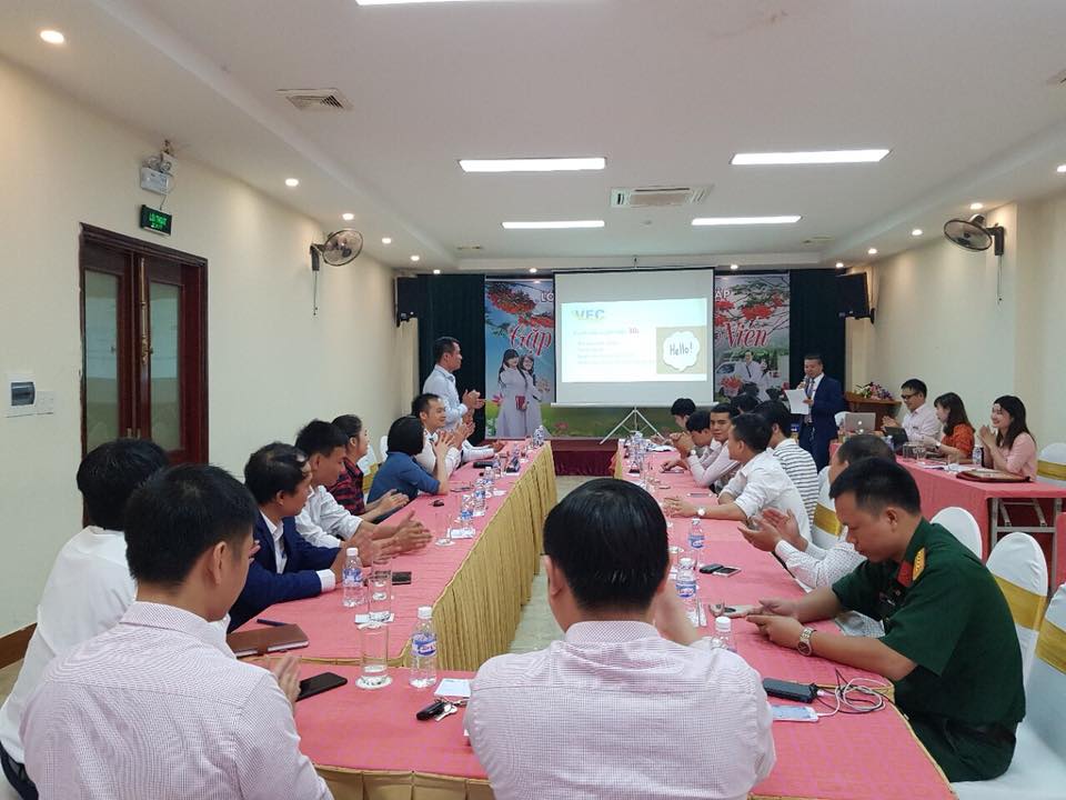 Cuộc họp của VEC Diamonds Group trong tâm bão số 3