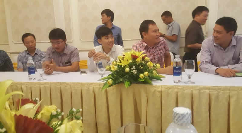 Buổi họp chính thức đầu tiên của VEC Diamonds Group