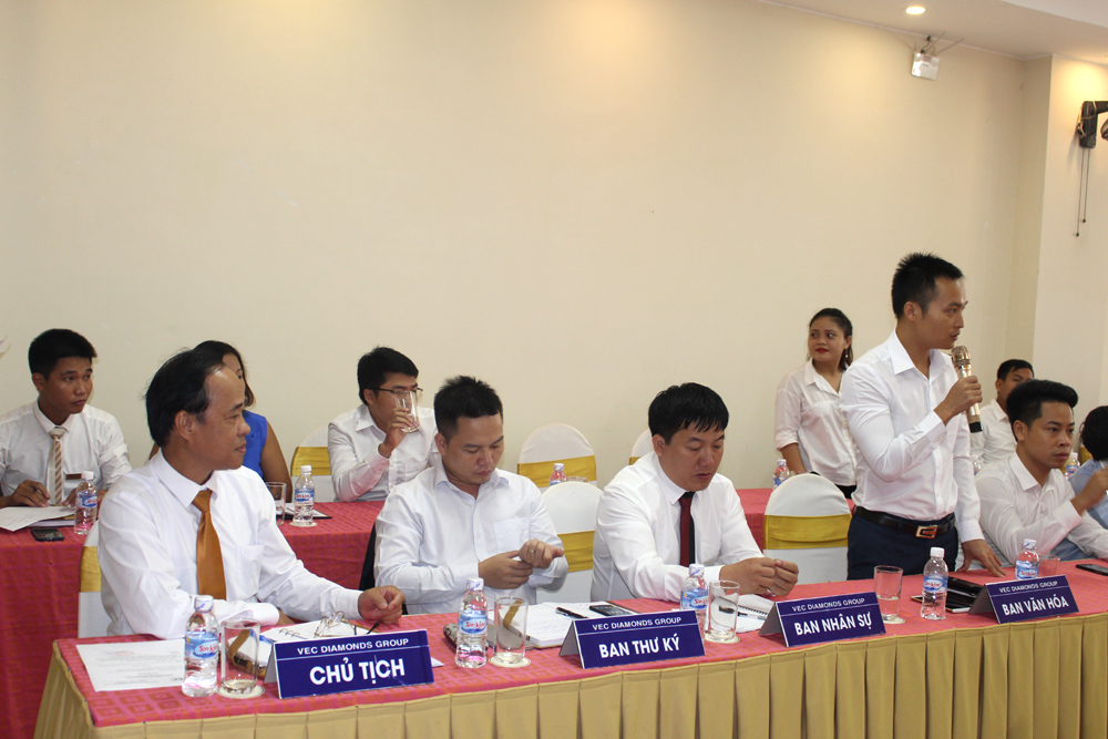 Buổi họp thứ 5 của VEC Diamonds Group
