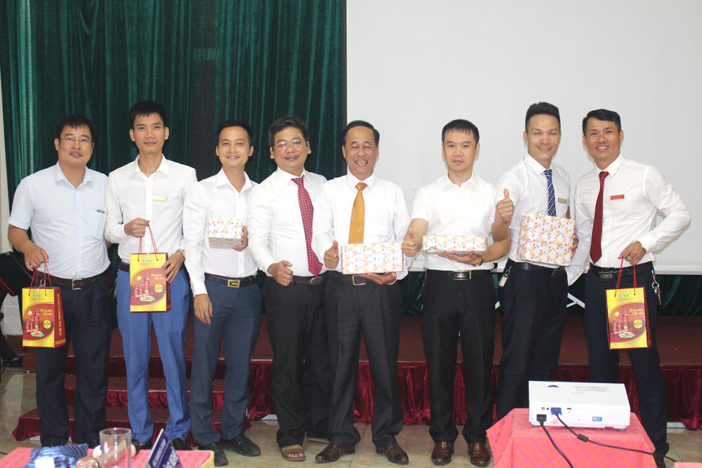 Buổi họp thứ 5 của VEC Diamonds Group