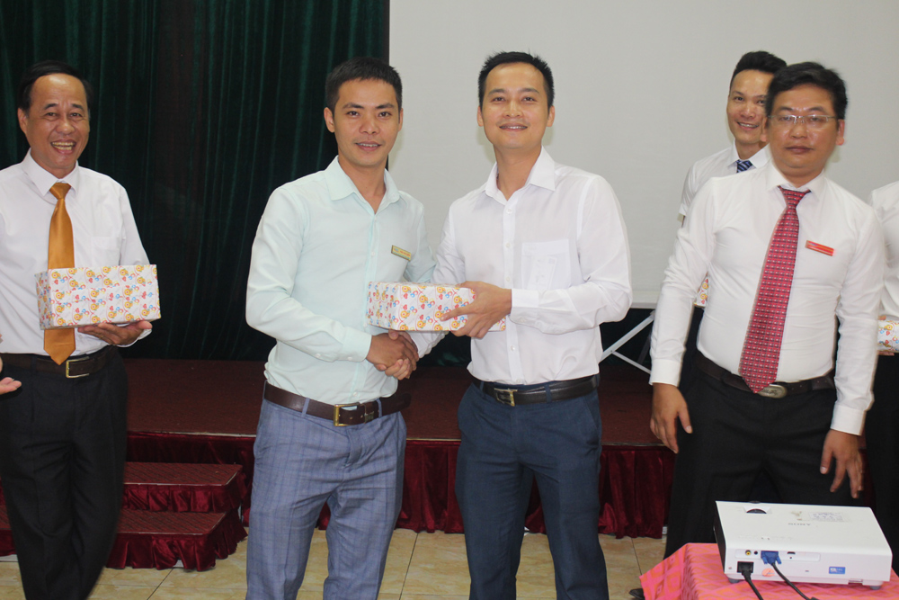 Buổi họp thứ 5 của VEC Diamonds Group